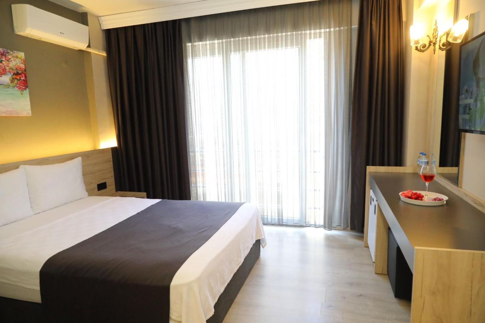 Grand Faik Çeşme